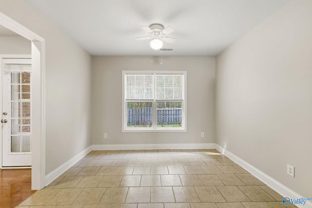 242 Chestnut Oak Circle, Owens Cross Roads, AL 35763