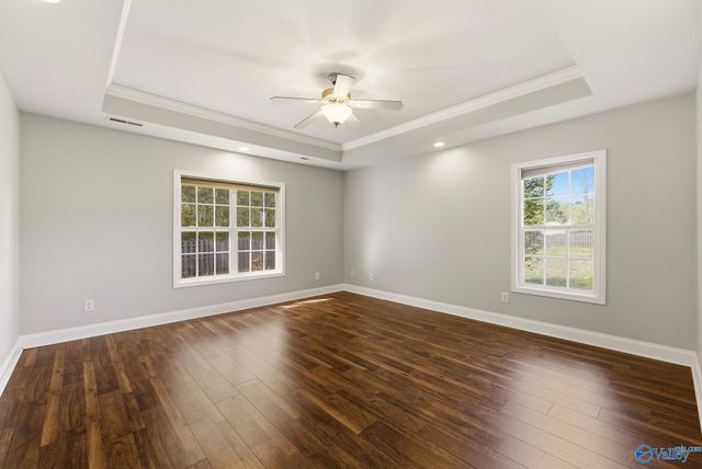 242 Chestnut Oak Circle, Owens Cross Roads, AL 35763