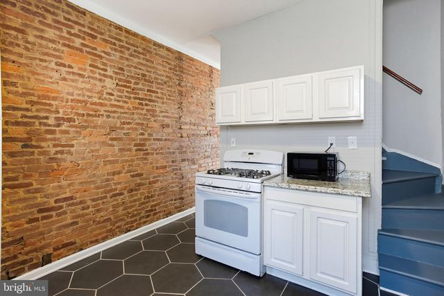 2712 DILLON ST, Baltimore, MD 21224