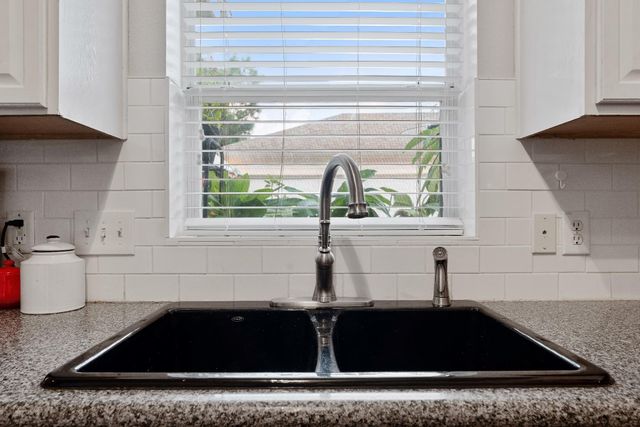 3603 Palomar Valley Drive, Spring, TX 77386