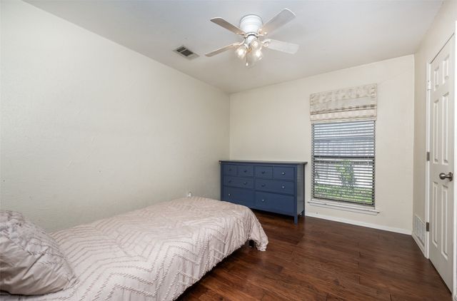 1109 Prairie Creek Place, Flower Mound, TX 75028