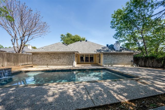 1109 Prairie Creek Place, Flower Mound, TX 75028