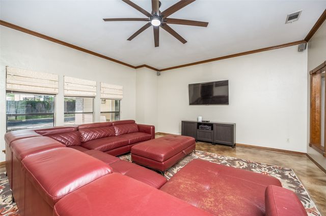 1109 Prairie Creek Place, Flower Mound, TX 75028