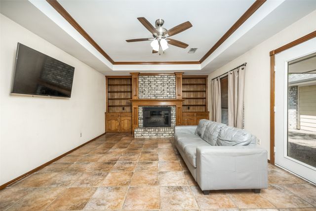 1109 Prairie Creek Place, Flower Mound, TX 75028