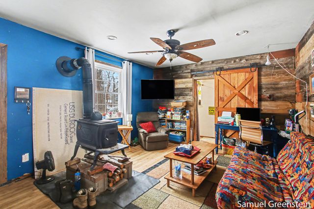 1258 56th Street, Fennville, MI 49408