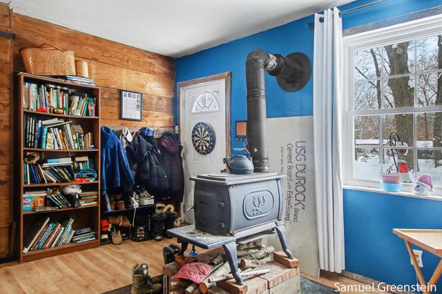 1258 56th Street, Fennville, MI 49408