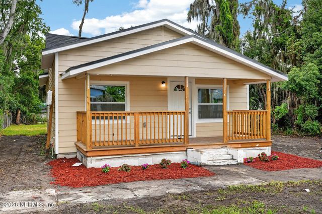 708 MADISON Street, Palatka, FL 32177