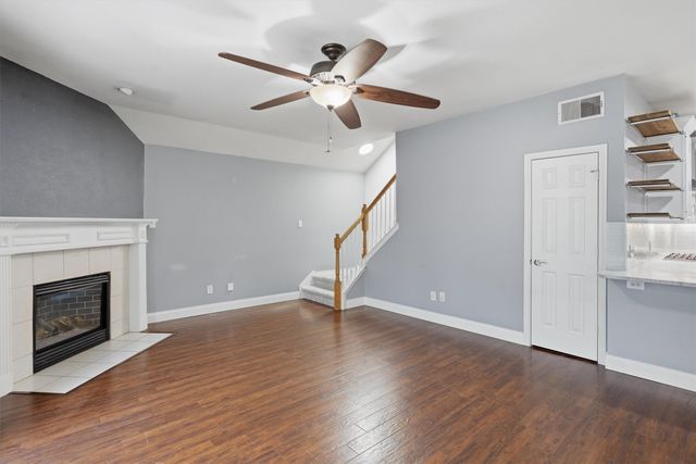 6020 Fannin Drive, Arlington, TX 76001