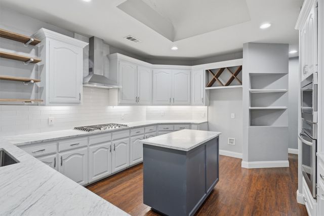6020 Fannin Drive, Arlington, TX 76001