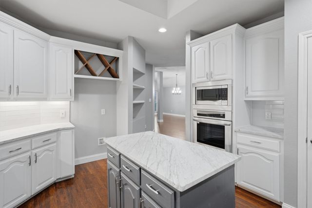 6020 Fannin Drive, Arlington, TX 76001