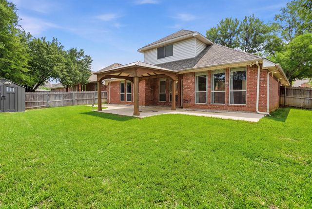 6020 Fannin Drive, Arlington, TX 76001
