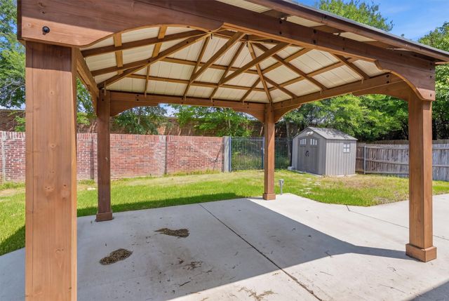6020 Fannin Drive, Arlington, TX 76001