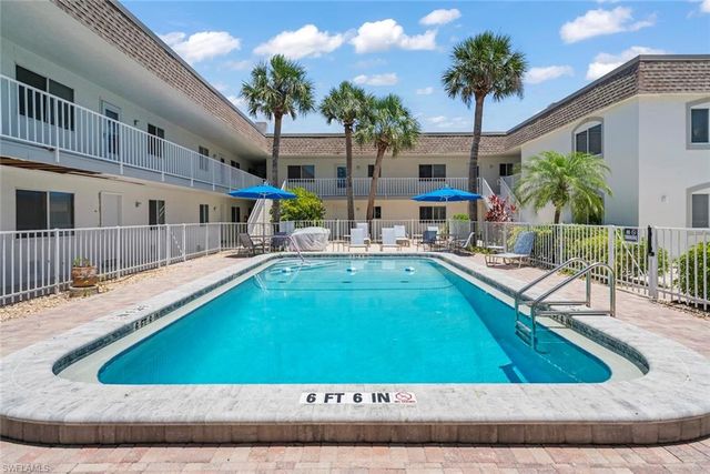 624 Flamingo DR 112, Venice, FL 34285