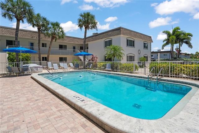 624 Flamingo DR 112, Venice, FL 34285