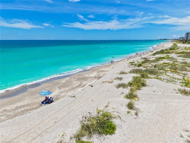 624 Flamingo DR 112, Venice, FL 34285