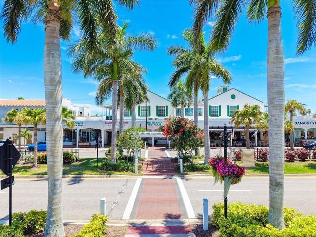 624 Flamingo DR 112, Venice, FL 34285