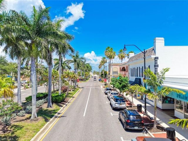 624 Flamingo DR 112, Venice, FL 34285