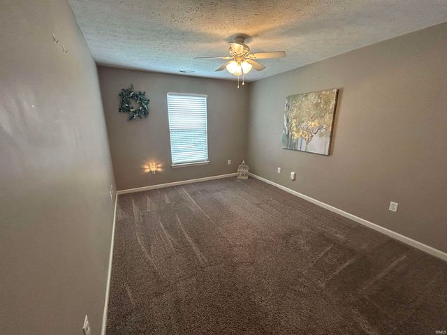 12 Kettle Circle, Lafayette, IN 47905