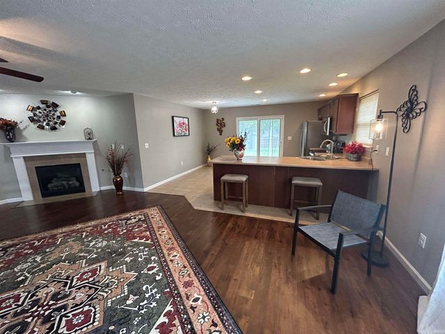 12 Kettle Circle, Lafayette, IN 47905