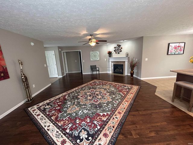 12 Kettle Circle, Lafayette, IN 47905