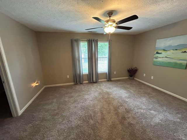 12 Kettle Circle, Lafayette, IN 47905