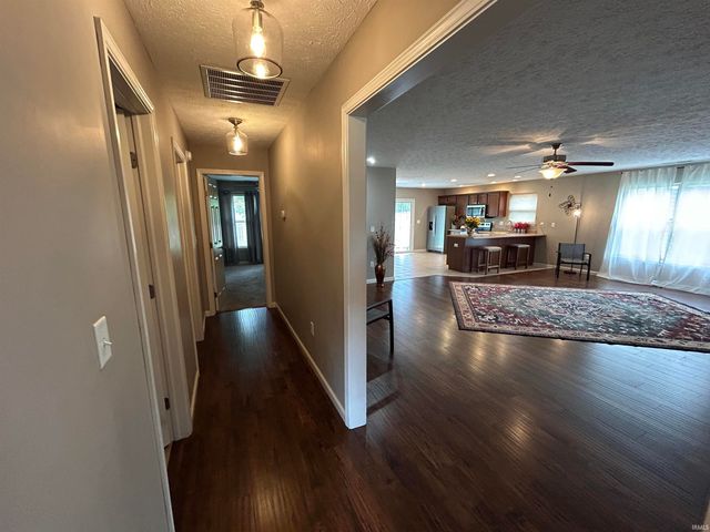 12 Kettle Circle, Lafayette, IN 47905