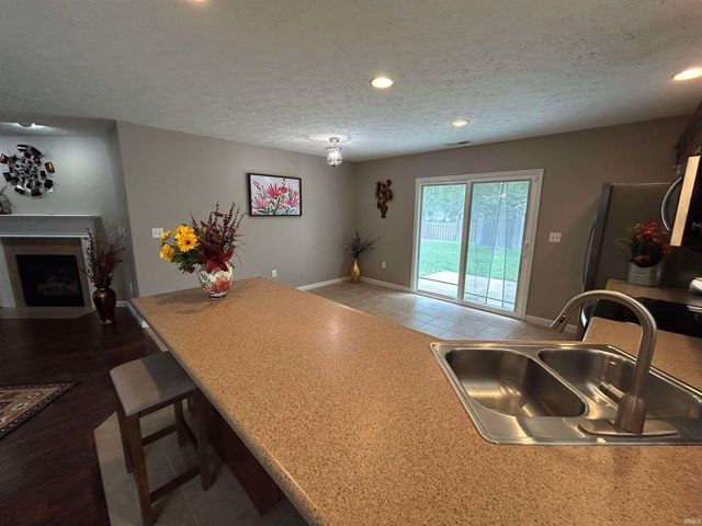 12 Kettle Circle, Lafayette, IN 47905