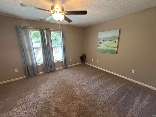 12 Kettle Circle, Lafayette, IN 47905