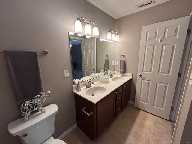 12 Kettle Circle, Lafayette, IN 47905