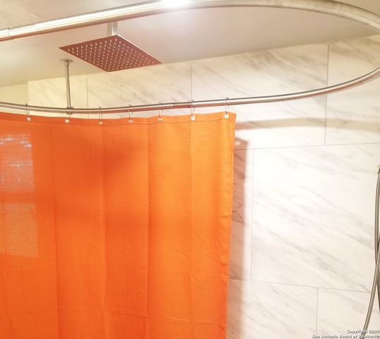 226 victor St., San Antonio, TX 78209