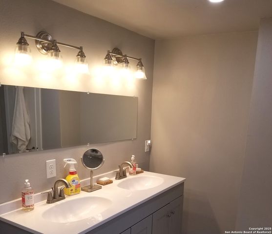 226 victor St., San Antonio, TX 78209