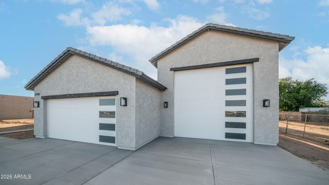 32790 N 213th DR Drive, Wittmann, AZ 85361