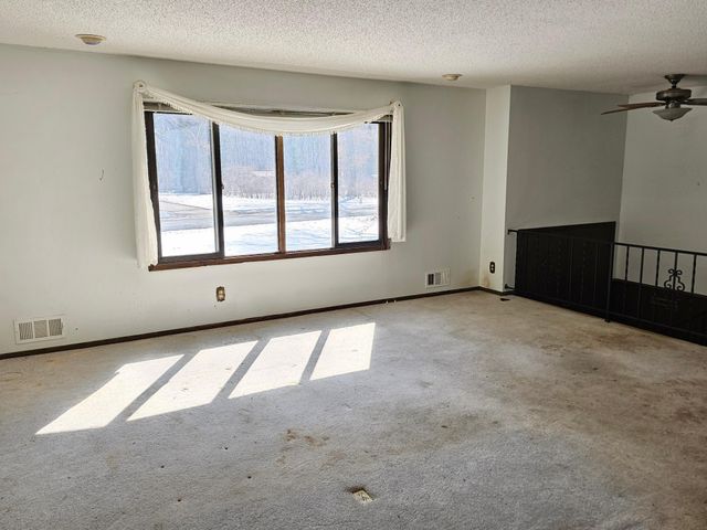 9211 168th Avenue NE, Forest Lake, MN 55025