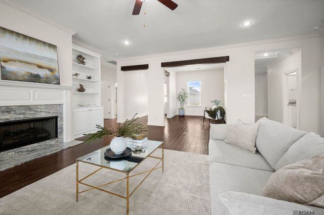 1863 Royal Aberdeen Ave, Zachary, LA 70791