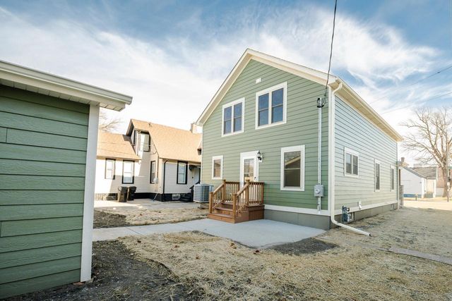 1644 S Memorial DRIVE, Racine, WI 53403