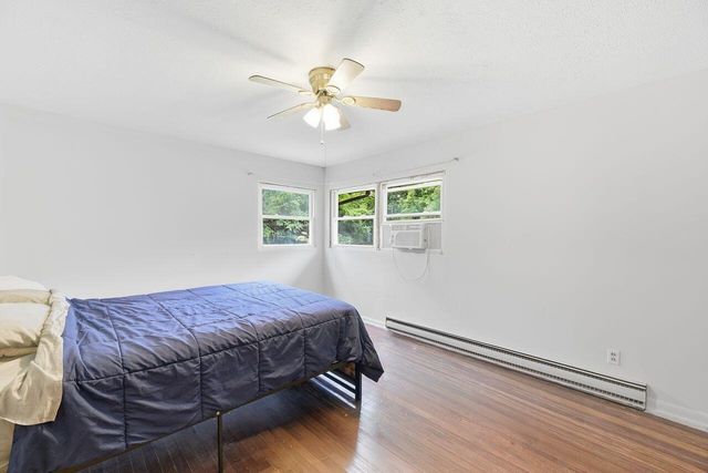 8887 Elm Valley Road, Union Pier, MI 49129