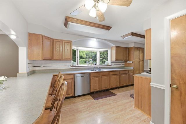 8887 Elm Valley Road, Union Pier, MI 49129
