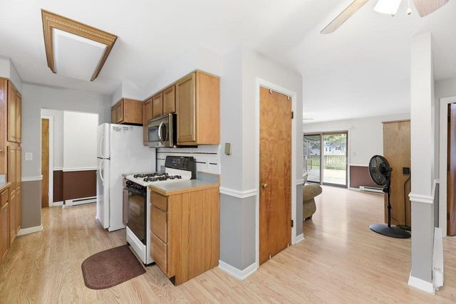 8887 Elm Valley Road, Union Pier, MI 49129