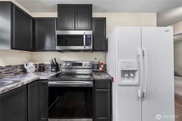 17217 85th Avenue Ct E, Puyallup, WA 98375