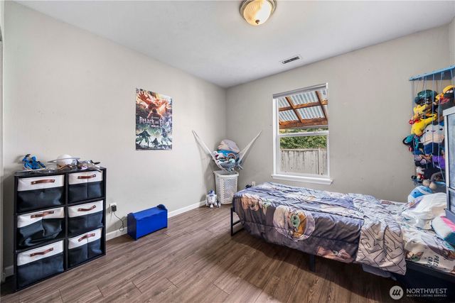 17217 85th Avenue Ct E, Puyallup, WA 98375