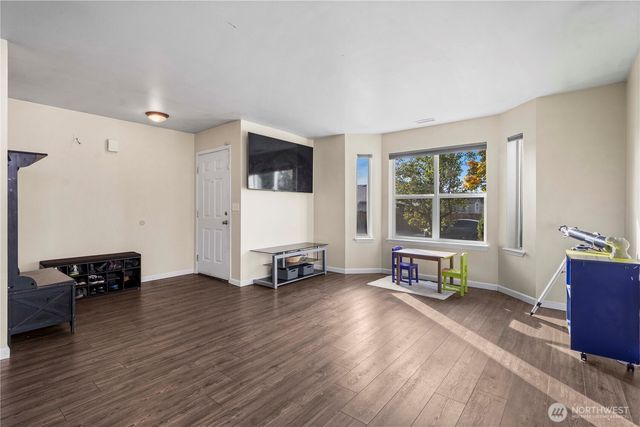 17217 85th Avenue Ct E, Puyallup, WA 98375