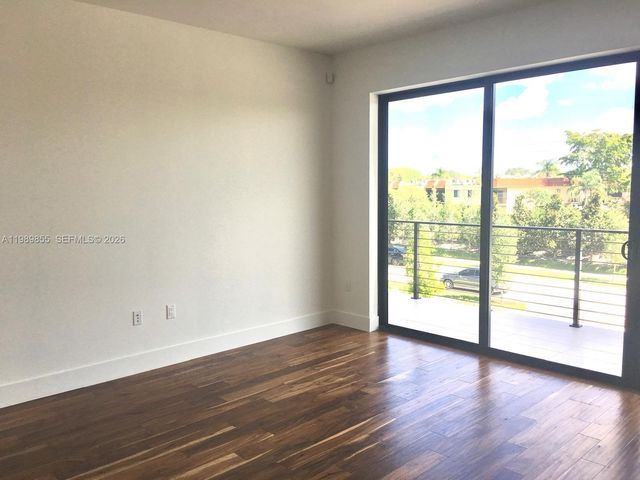 16580 Sunset Way 16580, Weston, FL 33326