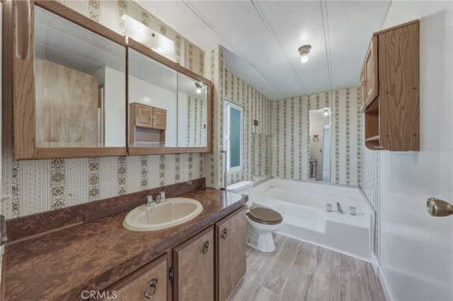 4265 Lakeshore 16, Lakeport, CA 95453