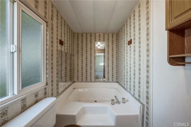 4265 Lakeshore 16, Lakeport, CA 95453