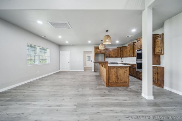 2624 N 434, Pryor, OK 74361