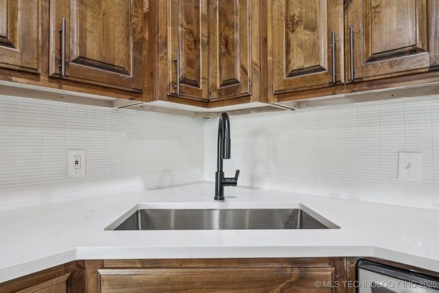 2624 N 434, Pryor, OK 74361