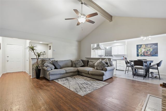 1701 Tobie Layne Street, Benbrook, TX 76126