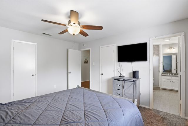 1701 Tobie Layne Street, Benbrook, TX 76126