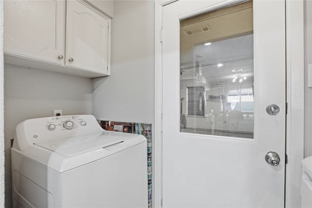 1701 Tobie Layne Street, Benbrook, TX 76126