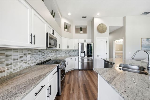 1941 CITRUS COURT, Mount Dora, FL 32757